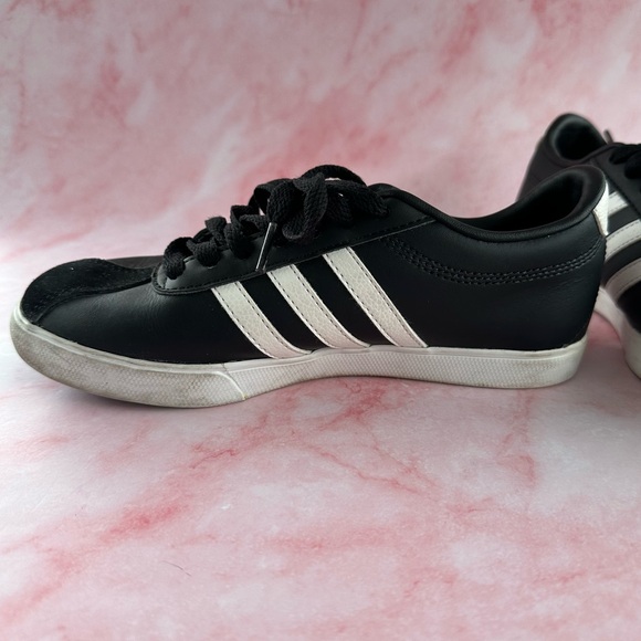 ADIDAS Women's Courtset B74560 White Black Lace-Up Sneaker Shoes Size 5 - Picture 11 of 15